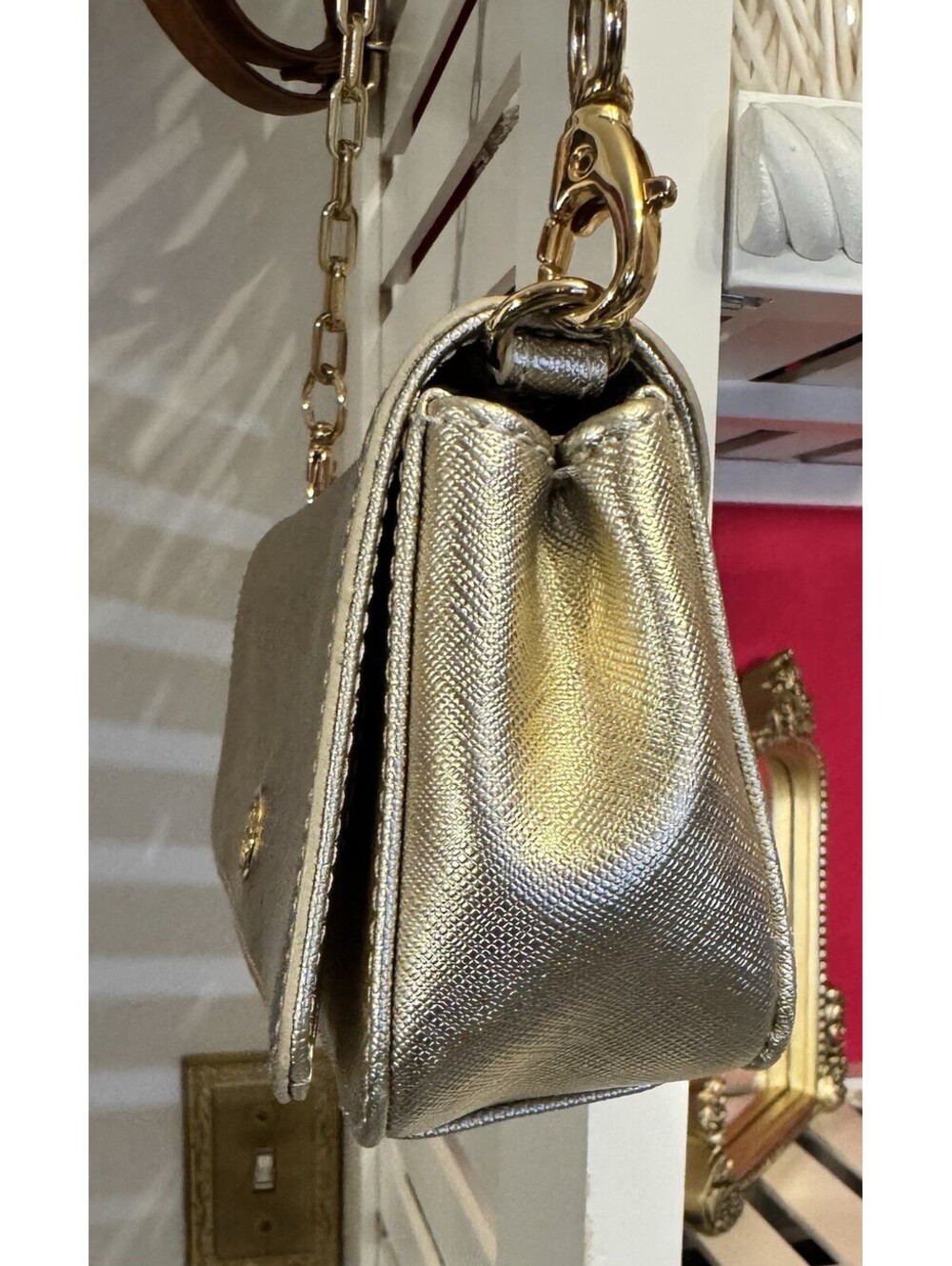 Tory Burch Gold Clutch Chain Strap Detachable Logo Accent - Picture 6 of 7